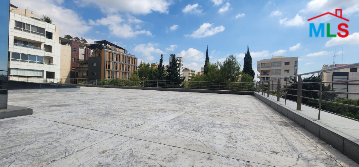 Modern Office With Big Terrace for Rent in Horsh Tabet