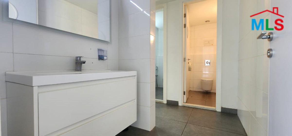 Modern Office With Big Terrace for Rent in Horsh Tabet
