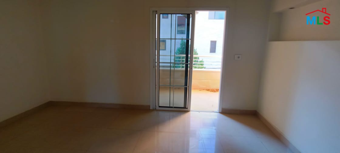 Villa With Garden and Panoramic Sea View for Rent In Fatqa