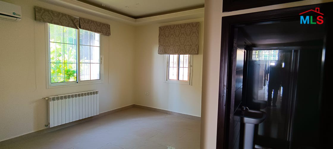 Villa With Garden and Panoramic Sea View for Rent In Fatqa