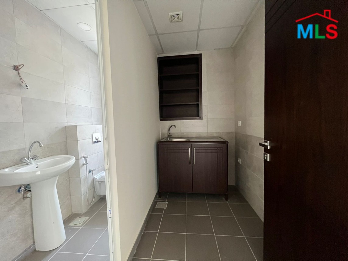 80 SQM Office for Rent in a Commercial Center in Achrafieh, Adlieh