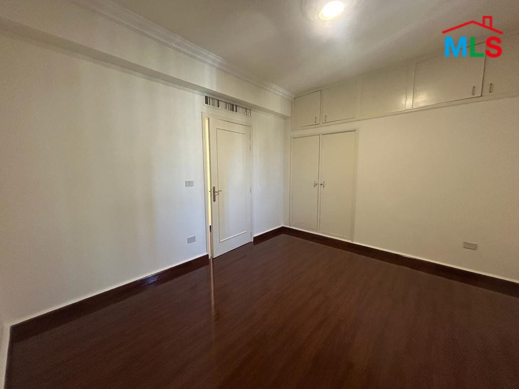 4-Bedroom Apartment for Rent in Zoukak El Blat, Down Town