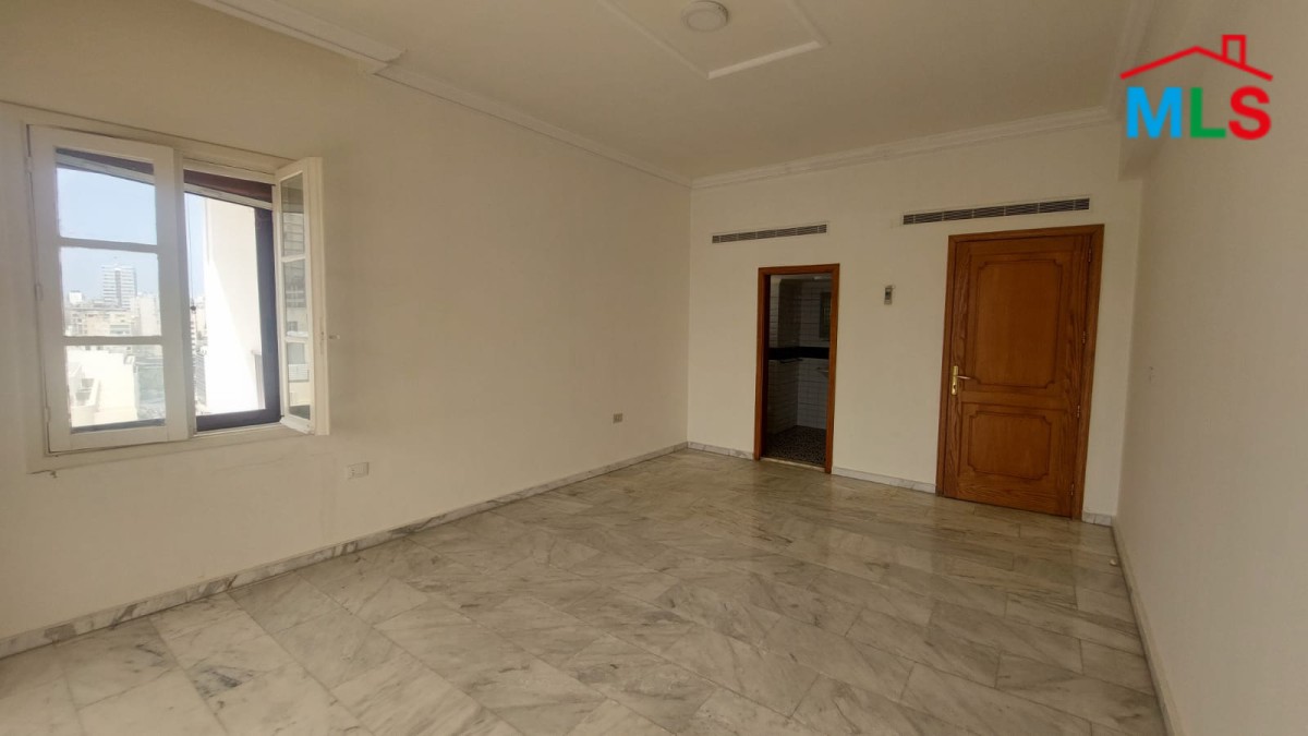 Duplex Rooftop for Rent in Zoukak El Blat, Down Town