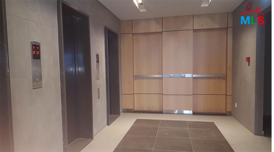180 SQM Open Space Office for Rent In Bouchrieh