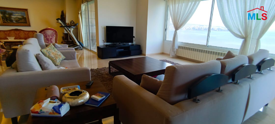 Apartment With Panoramic Seaview for Rent In Tabarja