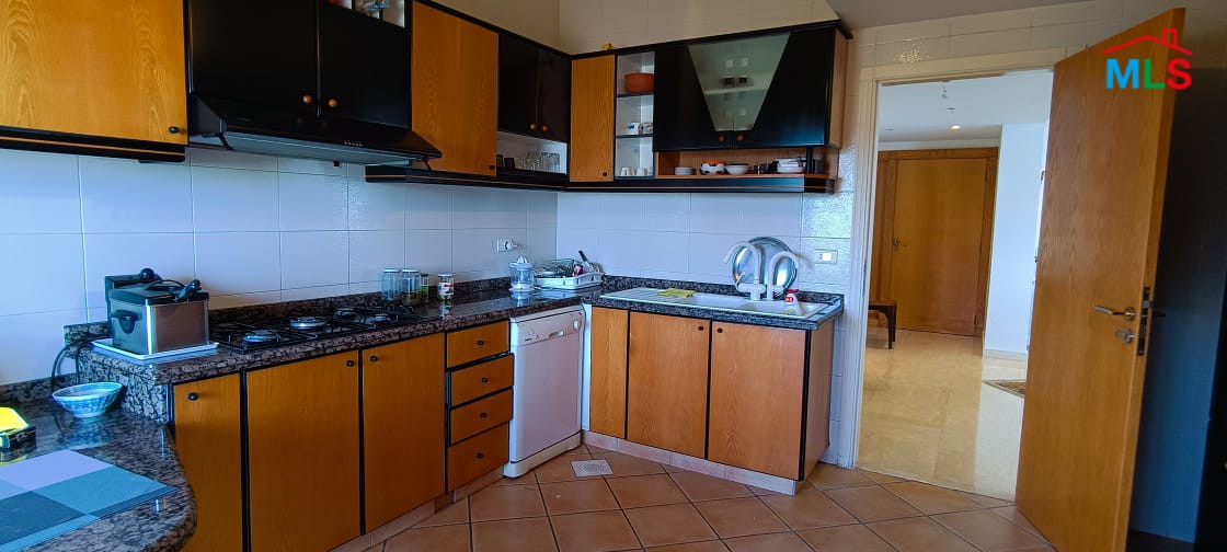 Apartment With Panoramic Seaview for Rent In Tabarja