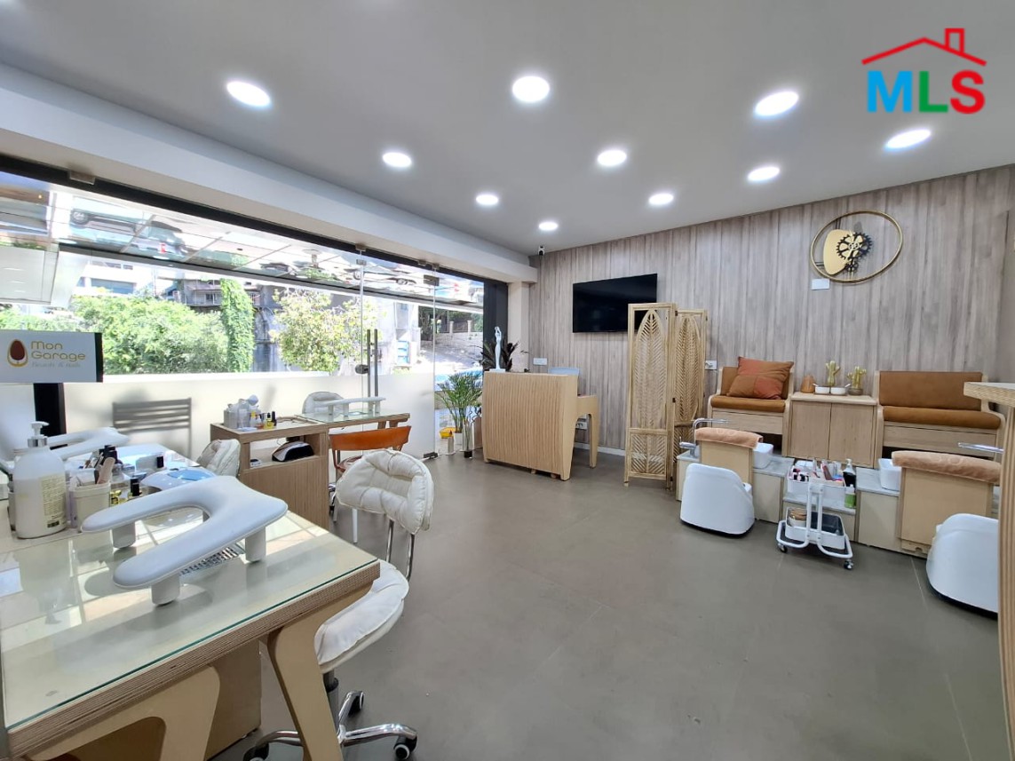 50 Square Meter Decorated Shop for Rent In Kaslik