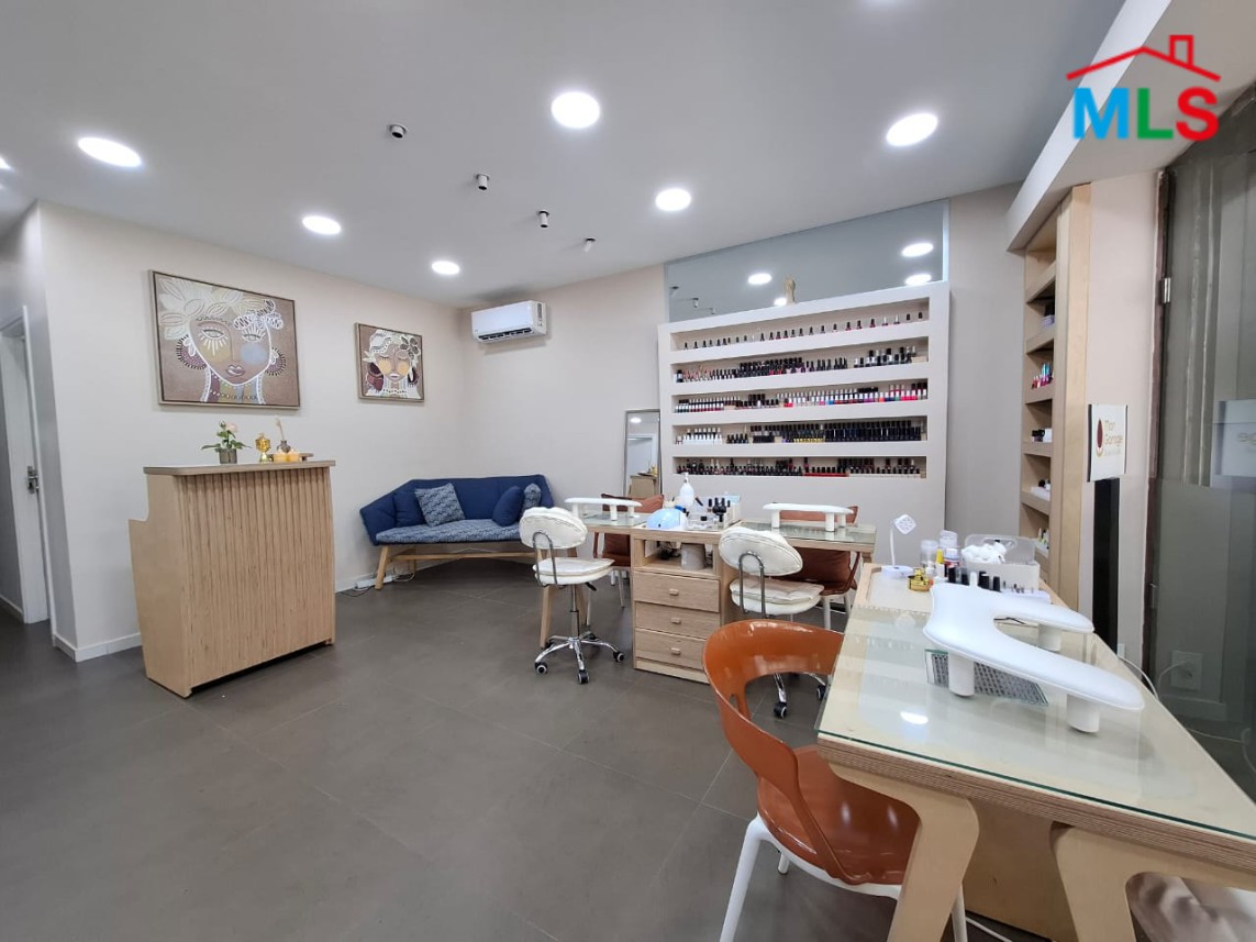 50 Square Meter Decorated Shop for Rent In Kaslik