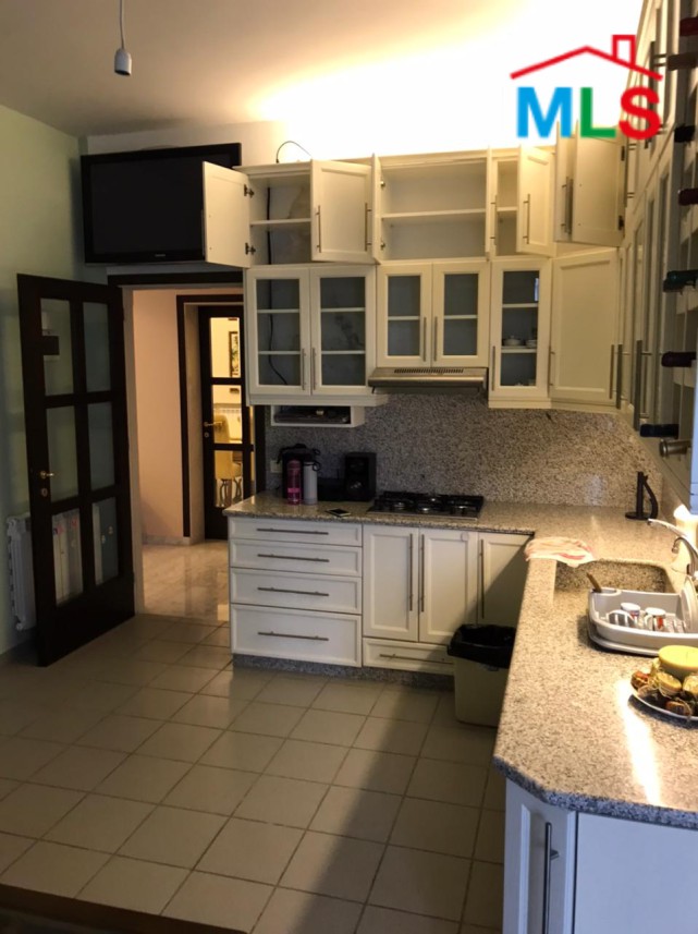 Unfurnished Decorated Apartment for Rent in Kaslik