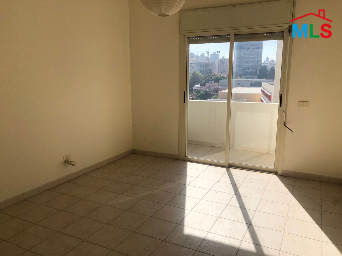 3-Bedroom Apartment for Rent in Achrafieh Near Grand Lycée