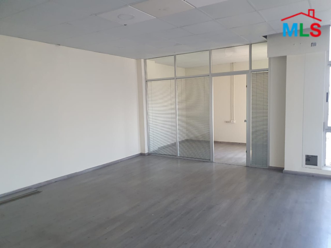 250 SQM Office for Rent in Hamra, Ras Beirut
