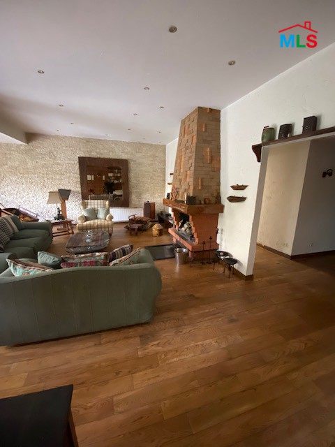 Fully Furnished Apartment With 450 SQM Garden for Rent in Mtayleb