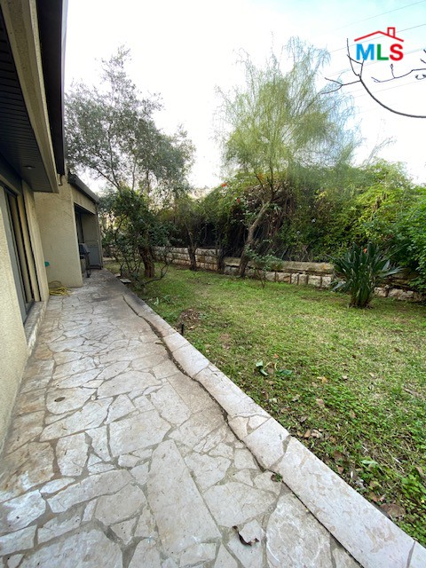 Fully Furnished Apartment With 450 SQM Garden for Rent in Mtayleb