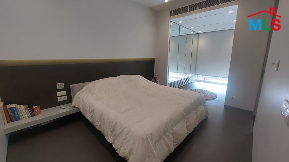 Beautifully Decorated Apartment for Rent in Achrafieh, Lycée