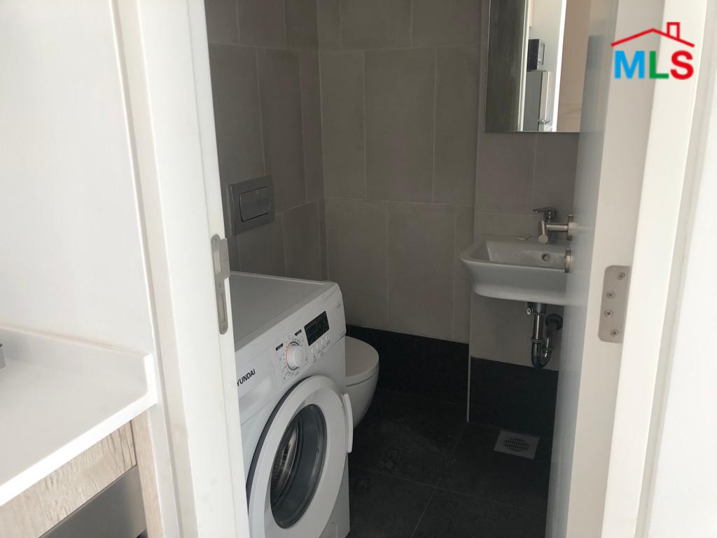 Cozy Furnished Apartment for Rent Monot, Achrafieh