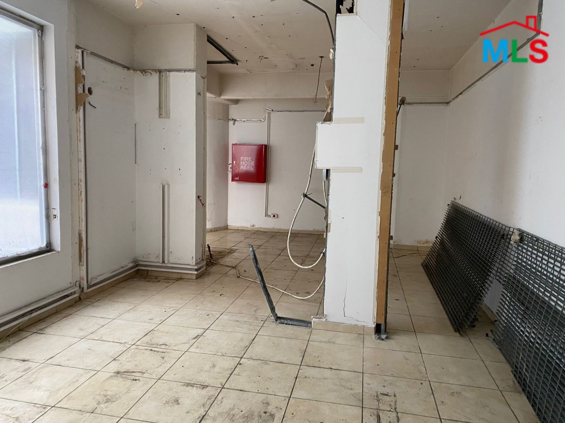 Open Space Office for Rent in Saifi