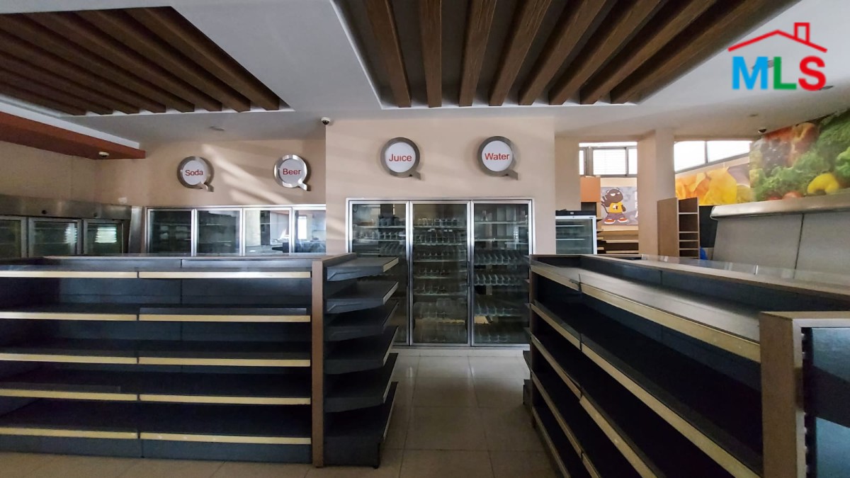 Fully Equipped Supermarket for Rent in Nahr Ibrahim