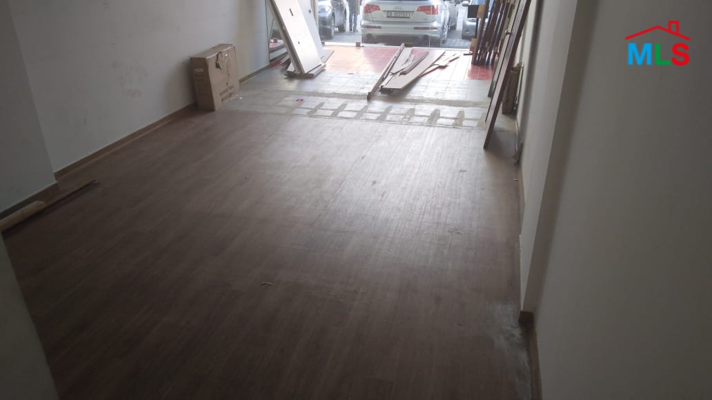 An Open-Space Shop for Rent in a Prime Location in Zalka