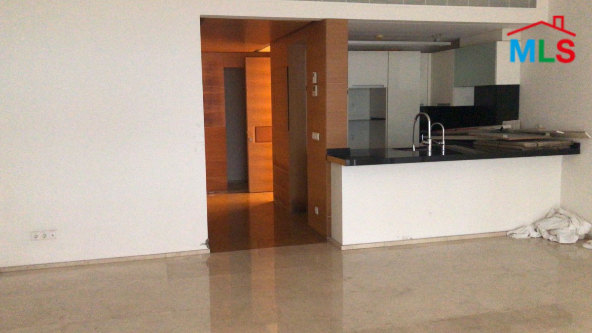 Furnished 1-Bedroom Apartment with Terrace for Rent Down Town