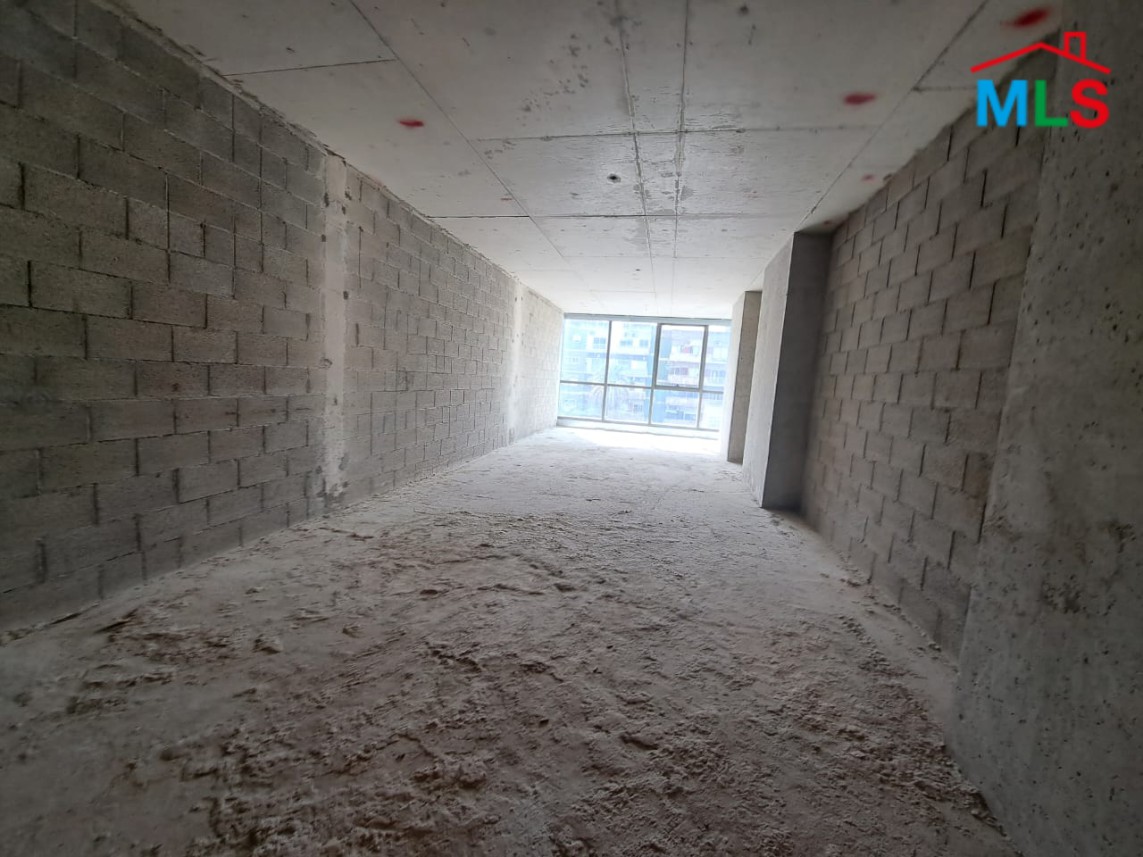 Core & Shell Office for Rent in A Well Known Tower In Dekweneh