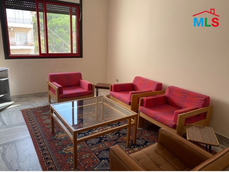 2 Bedrooms Furnished Apartment for Rent in Broumana