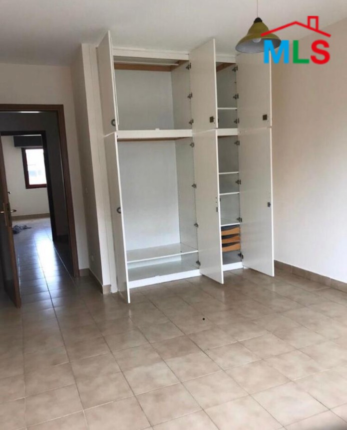 2 Bedrooms Furnished Apartment for Rent in Broumana