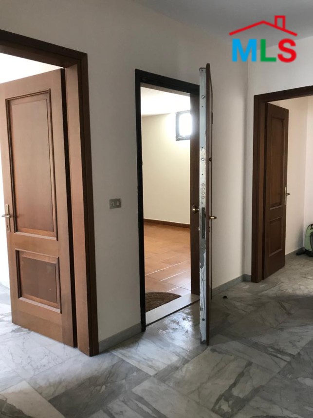 2 Bedrooms Furnished Apartment for Rent in Broumana