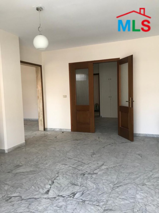 2 Bedrooms Furnished Apartment for Rent in Broumana