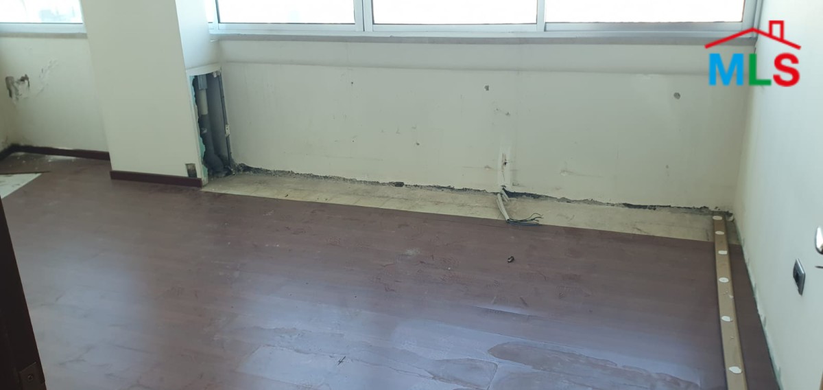 Spacious Office For Rent in Sin El Fil
