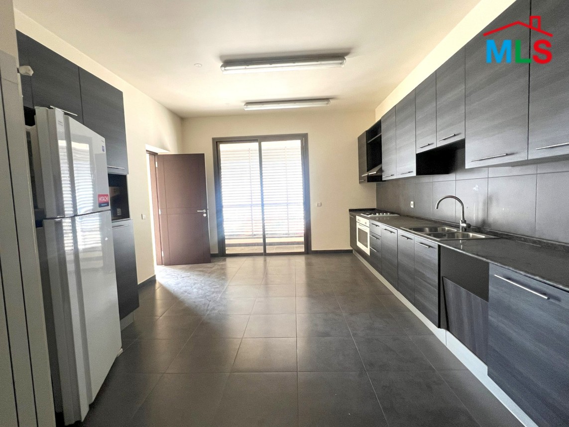 Spacious 4-Bedroom Apartment for Rent in a High-Rise Tower in Sioufi, Achrafieh