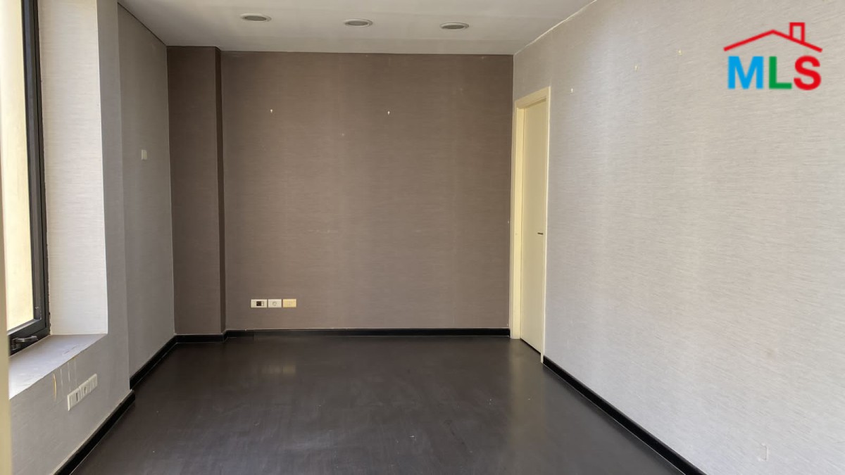 85 SQM Office For Rent in Downtown Near Beirut Souks