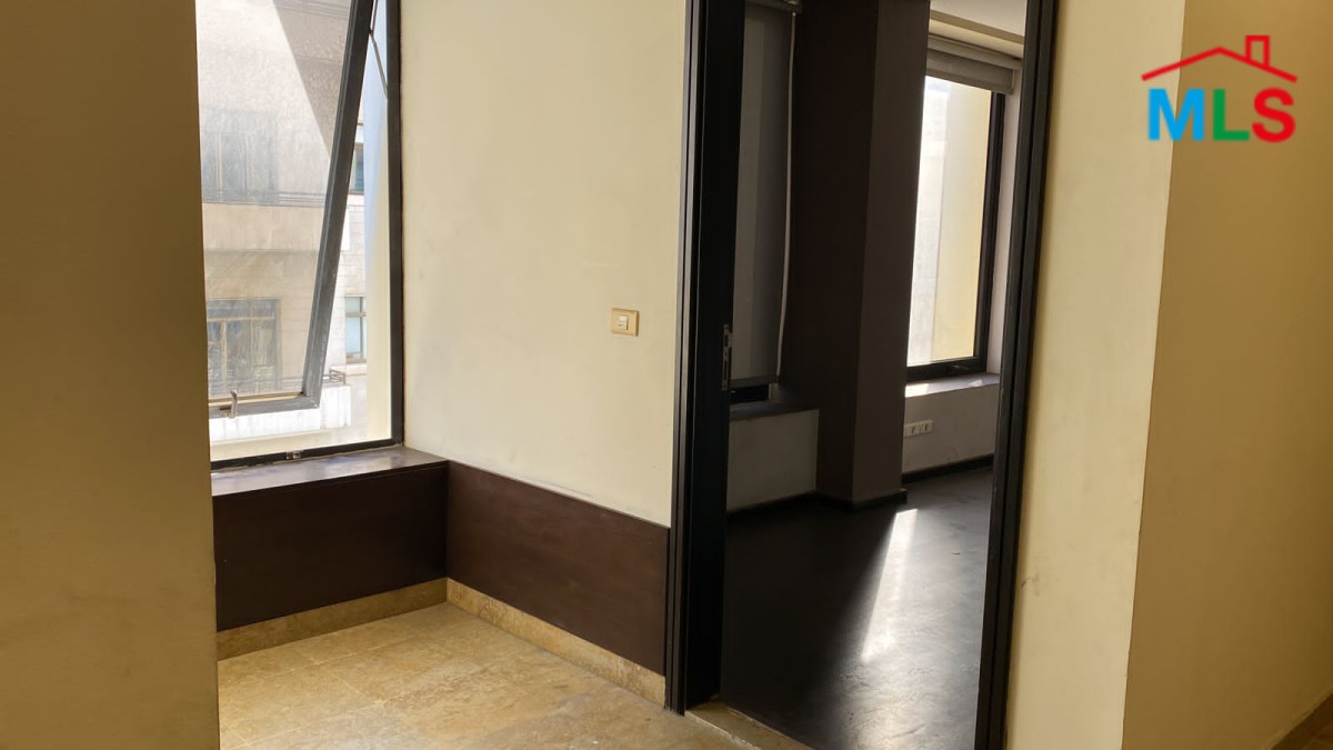 85 SQM Office For Rent in Downtown Near Beirut Souks