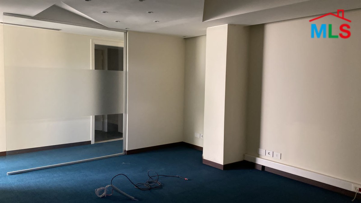 200 SQM Office For Rent in Downtown Near Beirut Souks