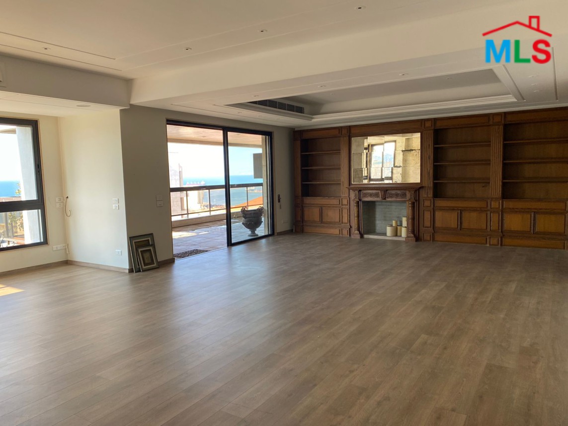 Apartment With Sea View For Rent In Achrafieh