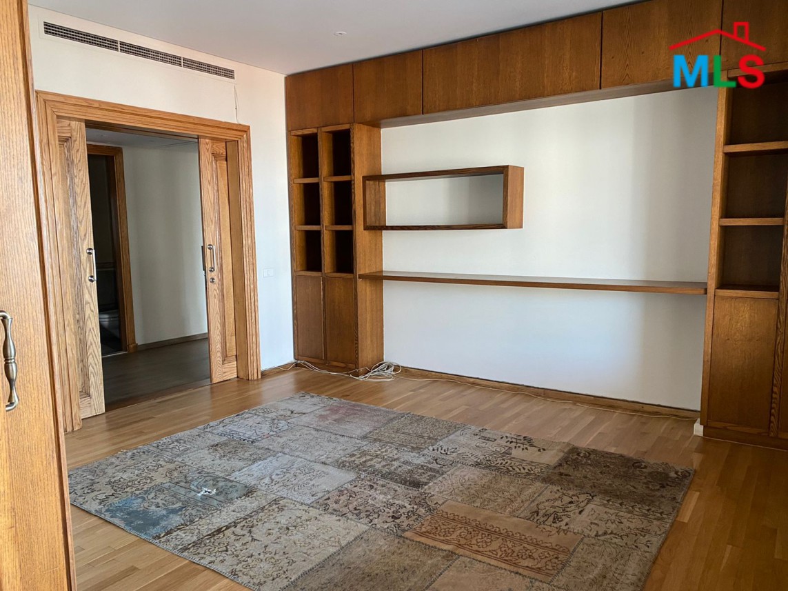 Apartment With Sea View For Rent In Achrafieh