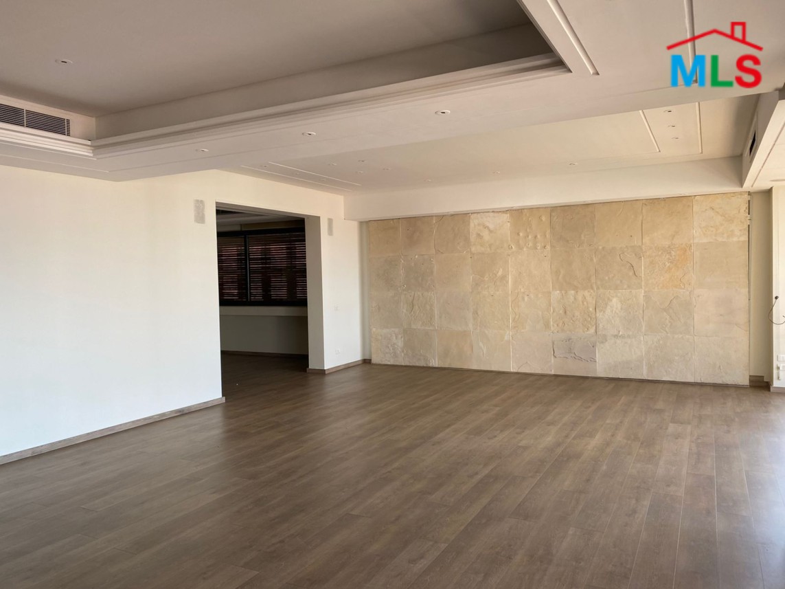 Apartment With Sea View For Rent In Achrafieh