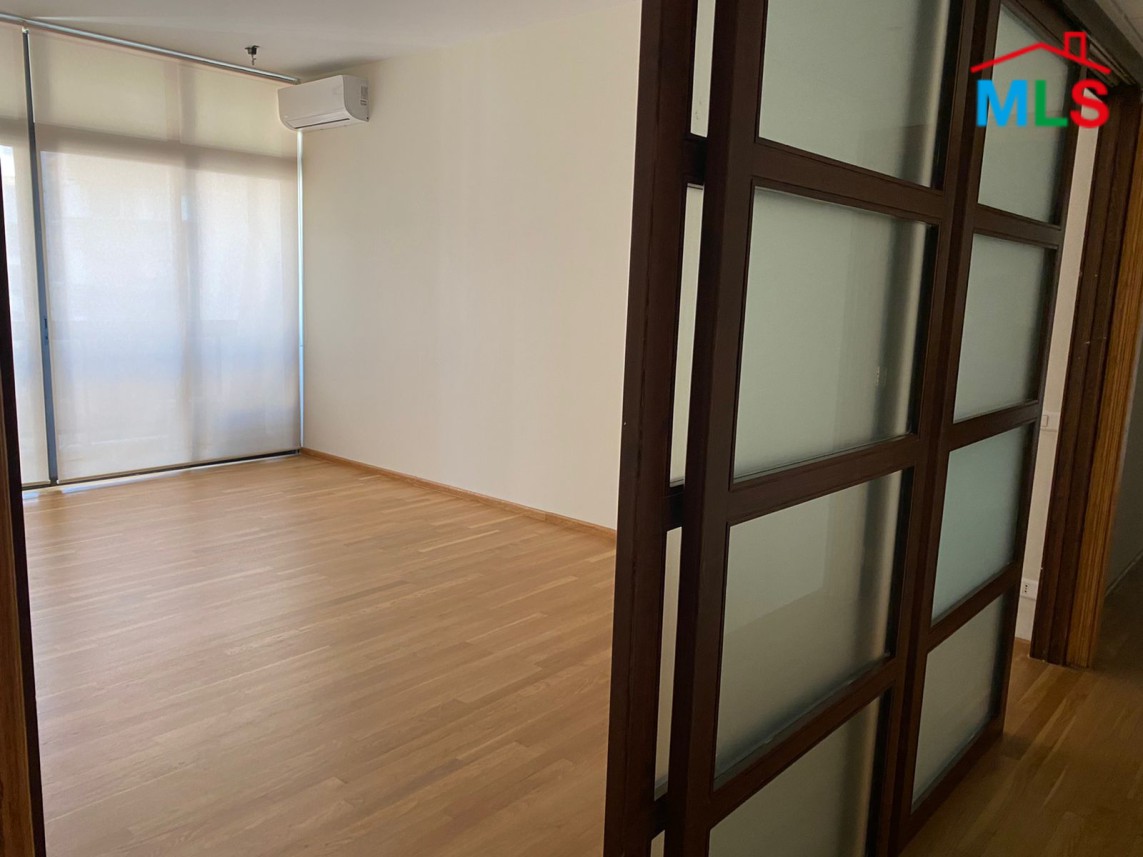 Apartment With Sea View For Rent In Achrafieh