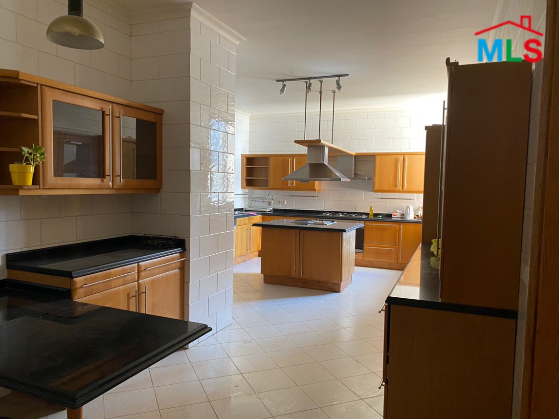 Apartment With Sea View For Rent In Achrafieh