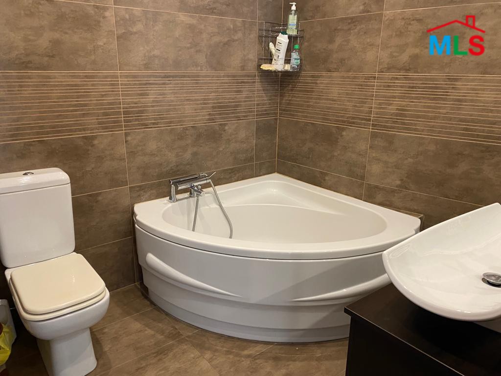 Spacious Furnished Apartment For Rent In Saifi Village
