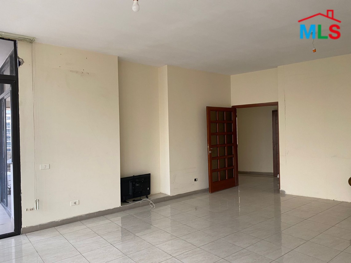 Spacious Apartment For Rent In Achrafieh, Hotel Dieu