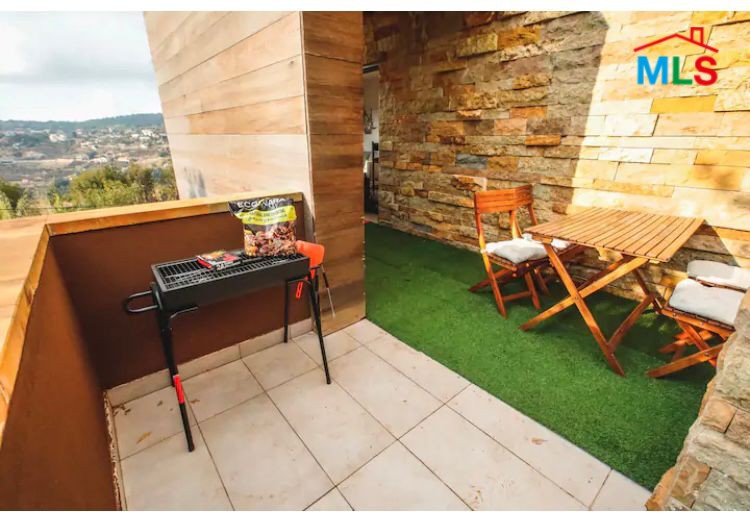 Furnished Chalet For Rent With Panoramic View In Fakra, Red Rock