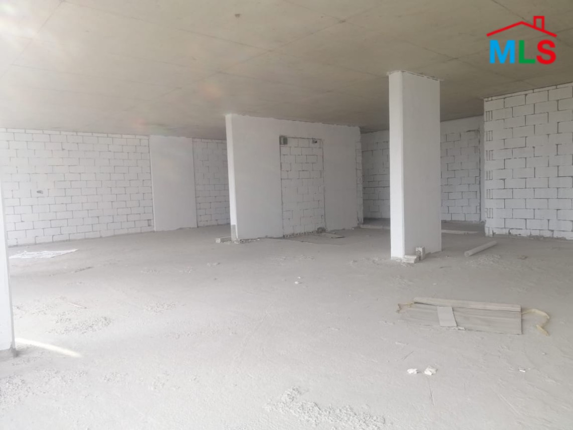 Core & Shell Office With Open View For Rent In Achrafieh