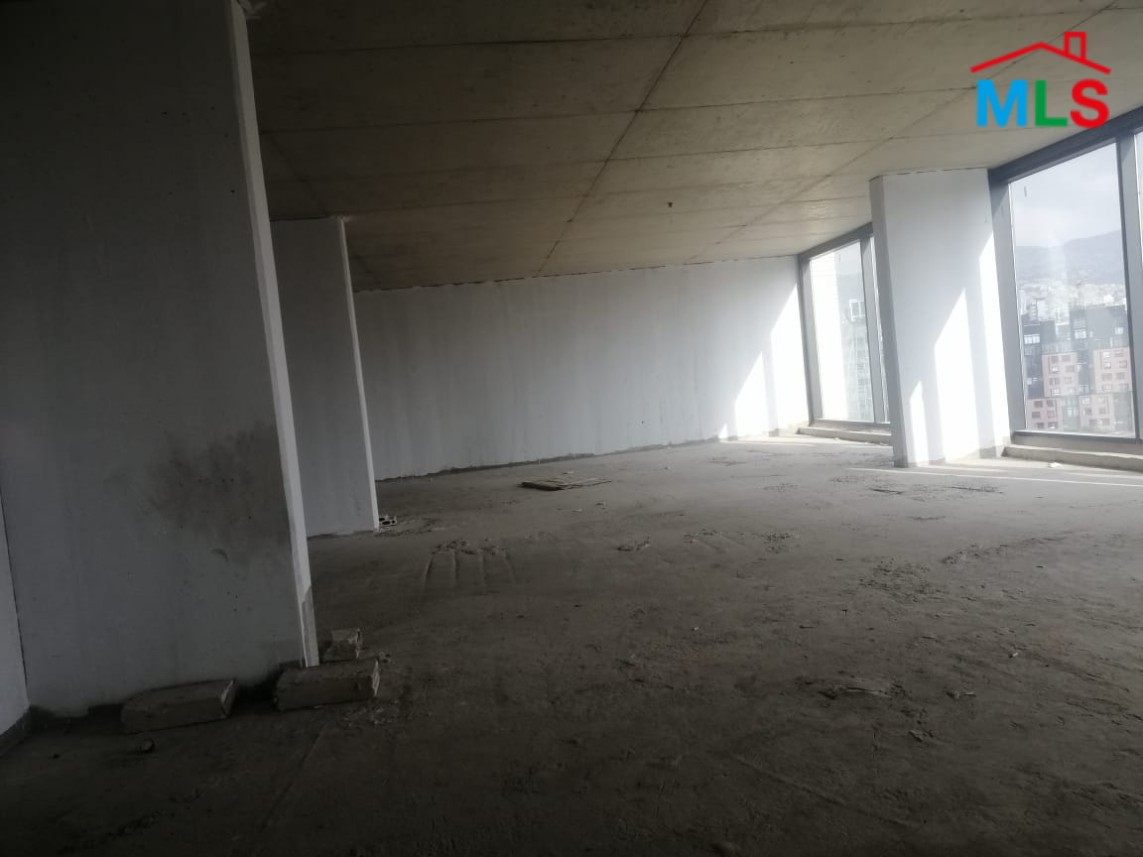 Core & Shell Office With Open View For Rent In Achrafieh