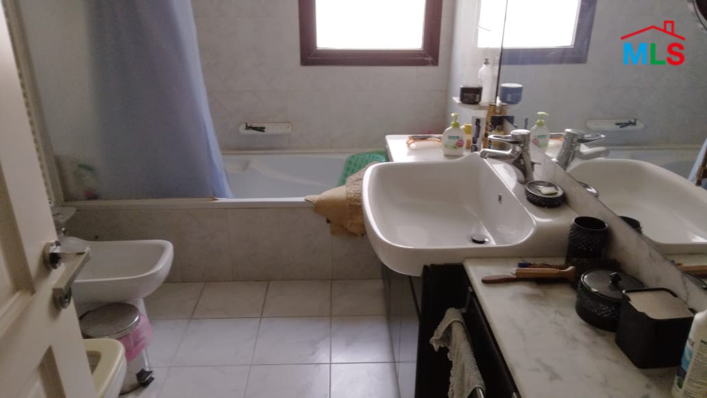 A Spacious Furnished Apartment for Rent in Monteverde with Open View
