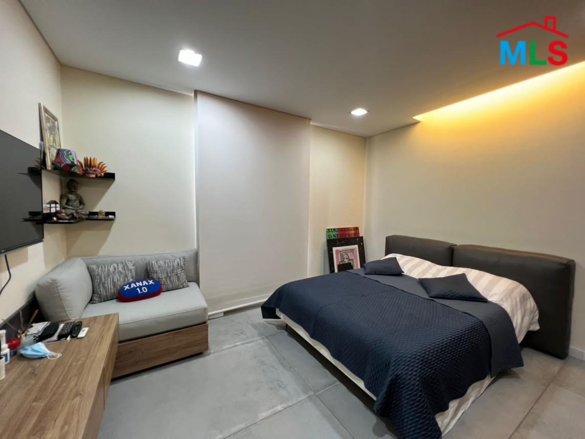 High-end Furnished Apartment for Rent in Ras Beirut, Clemenceau