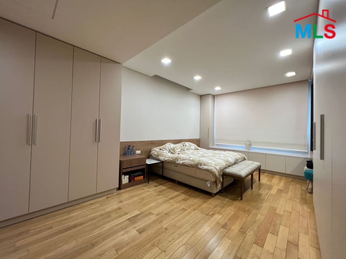 High-end Furnished Apartment for Rent in Ras Beirut, Clemenceau