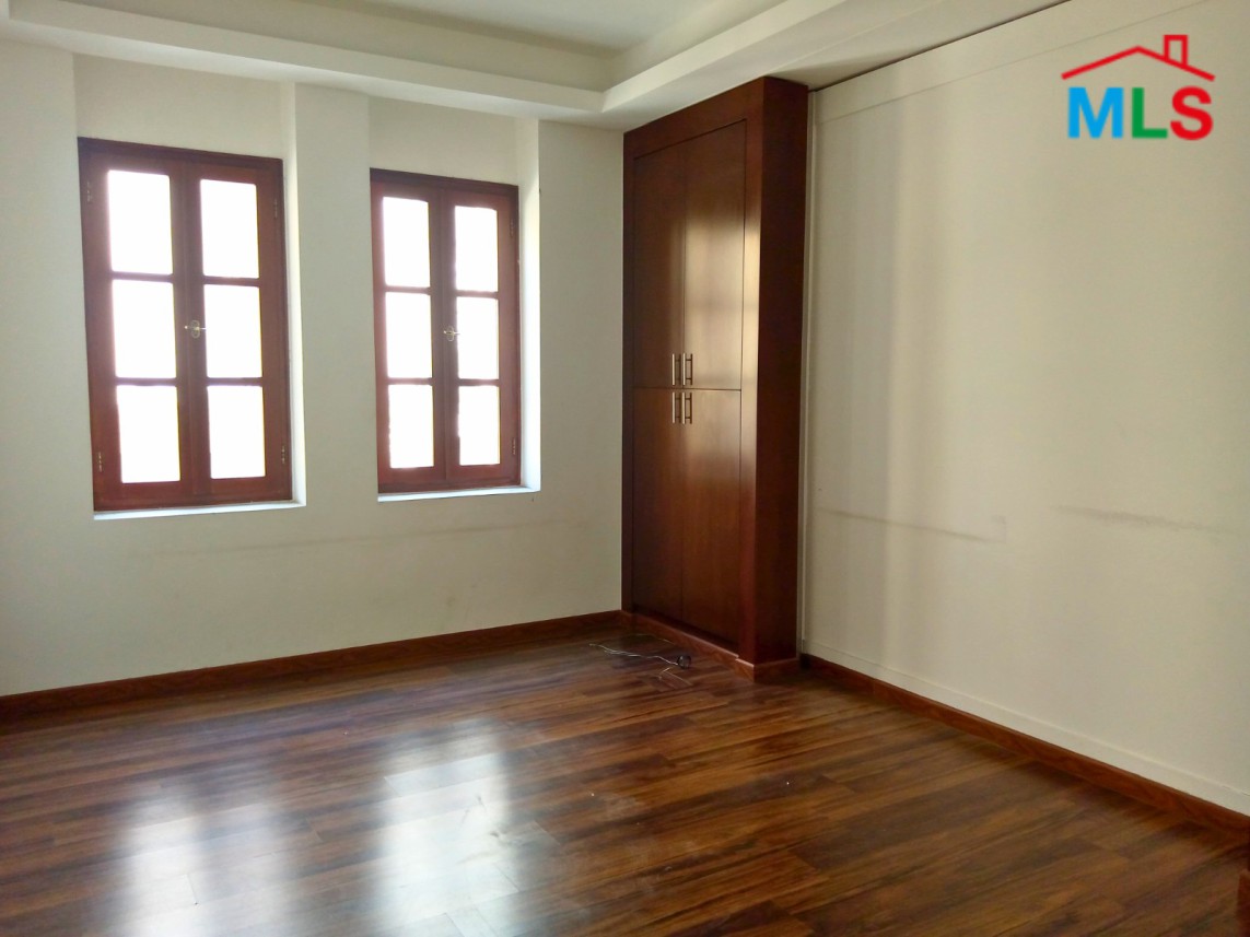 Office for Rent in Downtown - Place de l'etoile