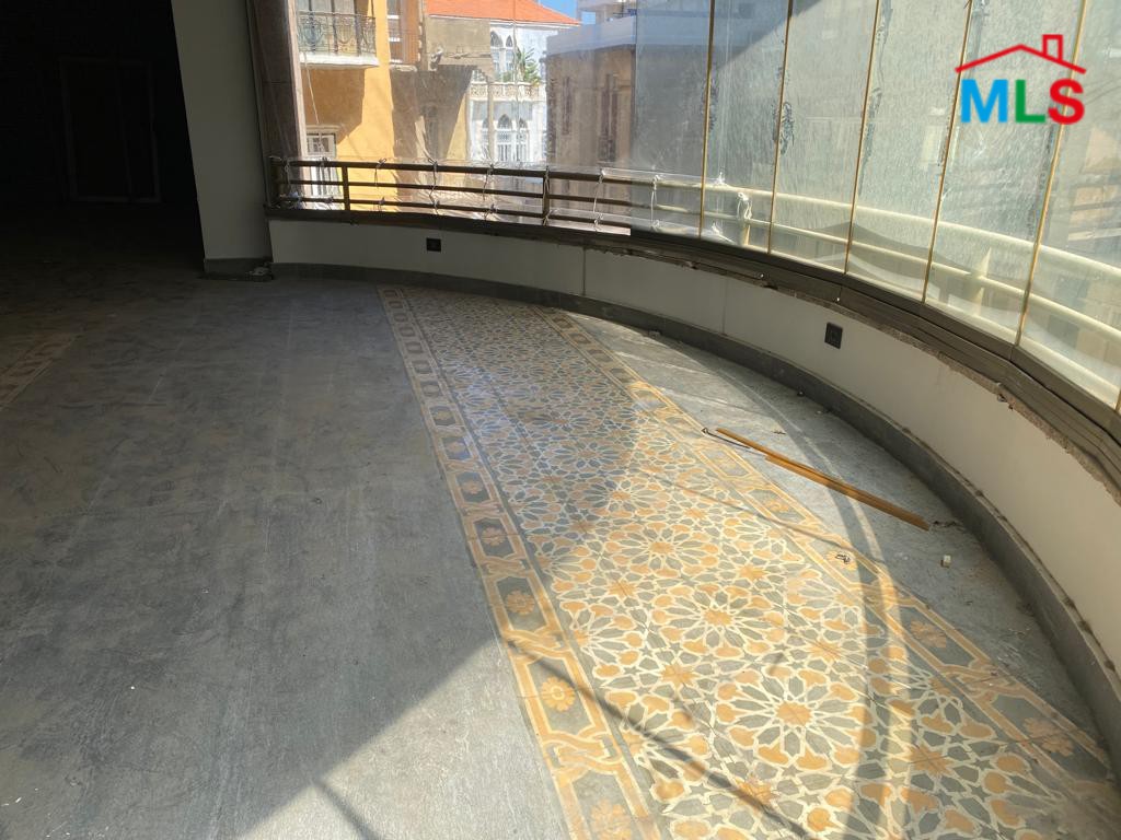 Spacious Office for Rent In Achrafieh Tabaris