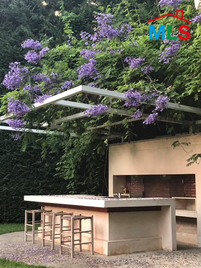 Stunning Furnished Villa with Pool & Garden for Rent in Ghazir