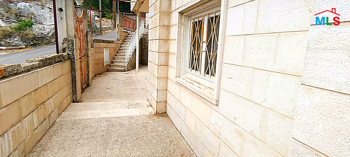 Furnished House with Terrace for Rent in Achkout